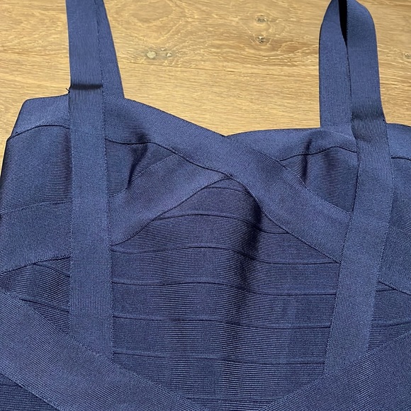 Navy mini dress, bandage material. size small. - Picture 2 of 6